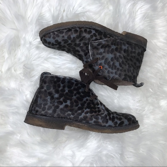 Boden Cozy Desert Faux Fur Ankle Boots Blue Black Animal Print EUR size 38 US 7 - Picture 6 of 10